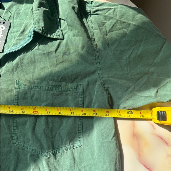 Only NY Green pullover shirt NWT short sleeve - Picture 4 of 6